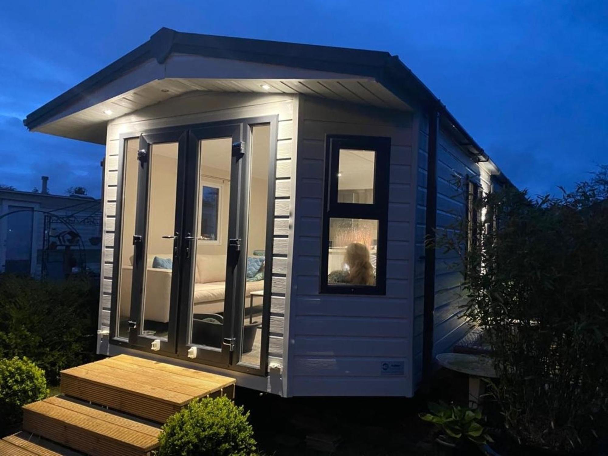 Natur Pur, O4 Neues Ferienhaus Natureingebunden, Familien- Und Hundefreundlich Eingezaeunt Callantsoog Exterior foto